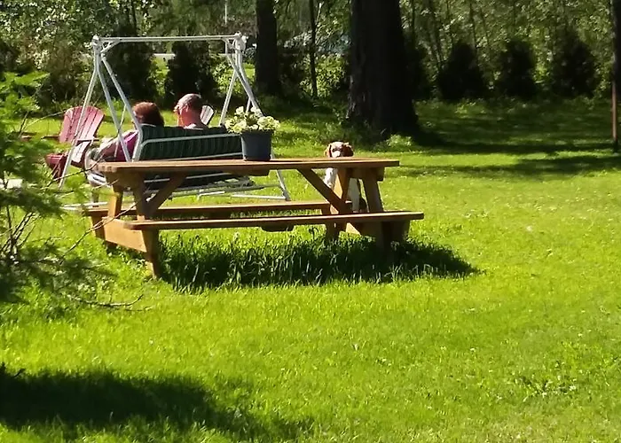 GITE AU BONHEUR DU VOYAGEUR B&B SAINTHENRIDETAILLON, QC