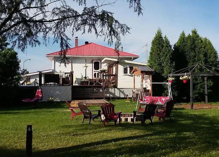 GITE AU BONHEUR DU VOYAGEUR B&B SAINTHENRIDETAILLON, QC